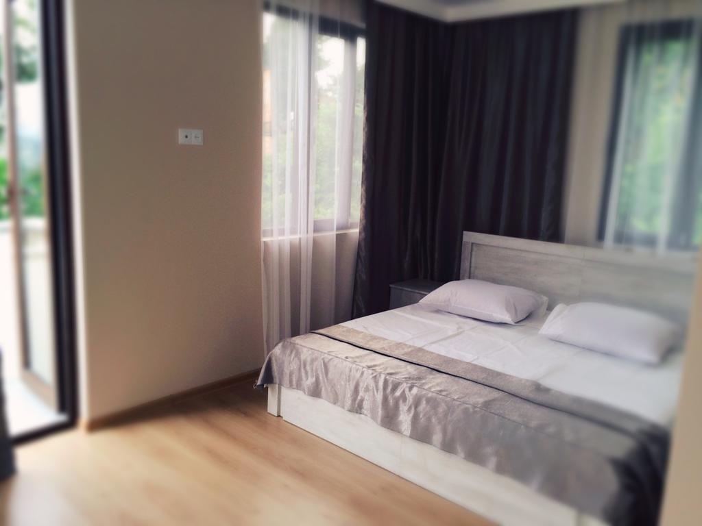 Holiday House Green Cape Batumi Hotel Mtsvane Konts'khi Exterior photo