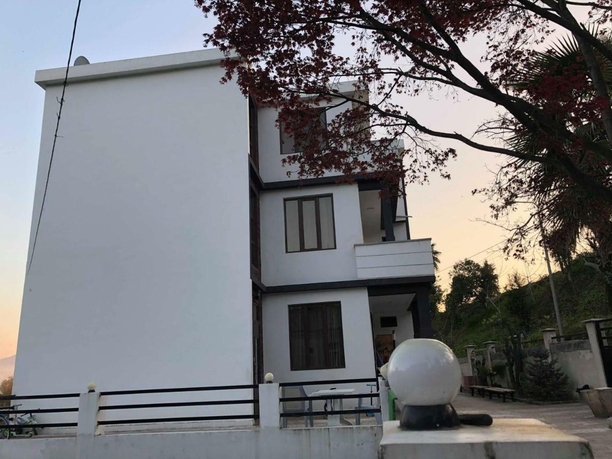 Holiday House Green Cape Batumi Hotel Mtsvane Konts'khi Exterior photo
